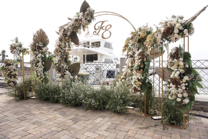 Tommy And Elizabeth Wedding At Batavia Marina by de_Puzzle Event Management - 002 Tommy And Elizabeth Wedding At Batavia Marina by de_Puzzle Event Management - 002