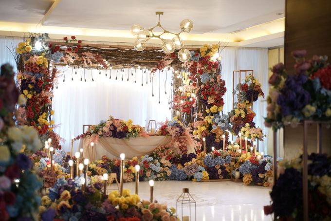 Stefy & Dyon Wedding At Ayana Mid Plaza by Fiori.Co - 002 Stefy & Dyon Wedding At Ayana Mid Plaza by Fiori.Co - 002