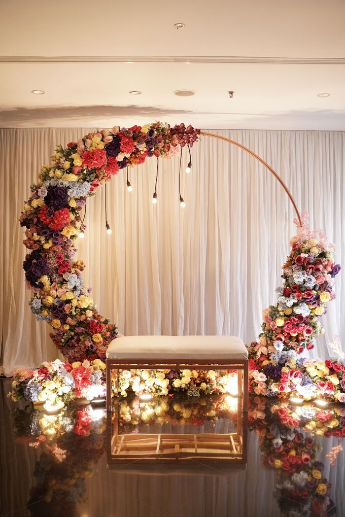 Stefy & Dyon Wedding At Ayana Mid Plaza by AYANA Midplaza JAKARTA - 003 Stefy & Dyon Wedding At Ayana Mid Plaza by AYANA Midplaza JAKARTA - 003