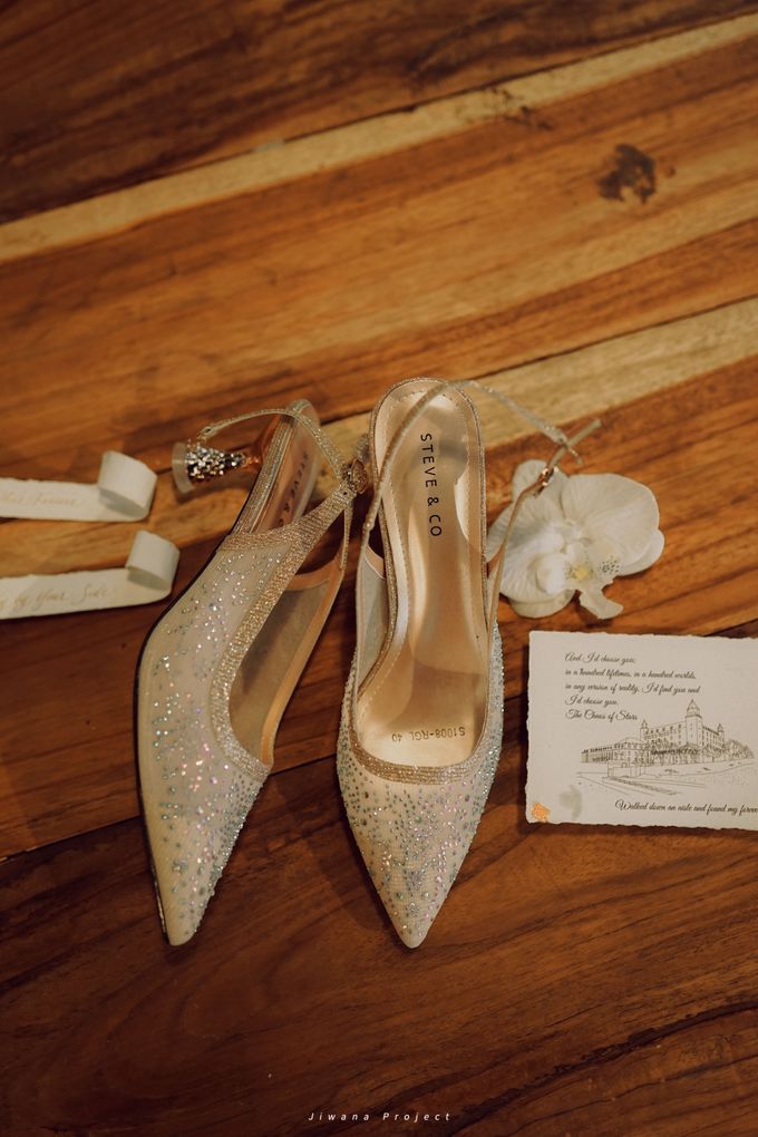Chonnie & Asep's Intimate Garden Wedding by Pandora Wedding Planner - 014
