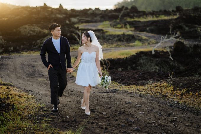 Prewedding of Hengky & Iris at Mount Batur Bali by Warna Project - 001