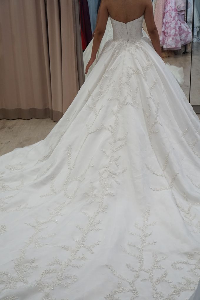 Wedding gown fitting session by iLook ( Makeup & Couture ) - 008 Wedding gown fitting session by iLook ( Makeup & Couture ) - 008