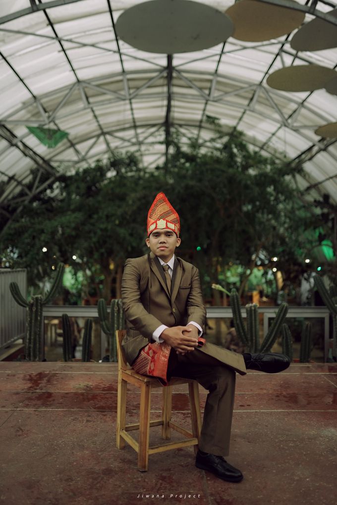 Chonnie & Asep's Intimate Garden Wedding by Pandora Wedding Planner - 015