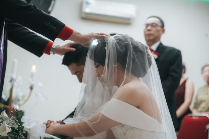 Resepsi dan Pemberkatan Irene & Adit at Central Resto by GoFotoVideo - 035 Resepsi dan Pemberkatan Irene & Adit at Central Resto by GoFotoVideo - 035