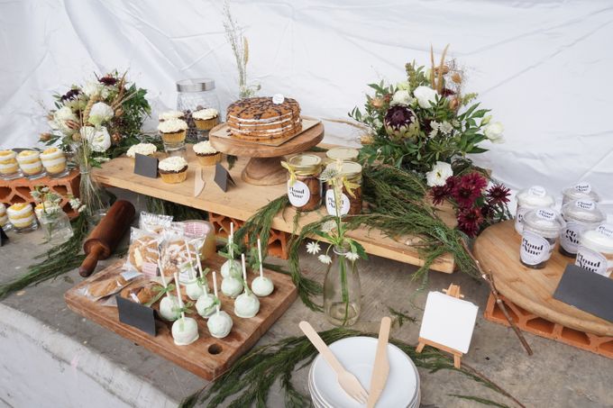 Rustic Dessert Table by Cloud Nine Cakery - 002 Rustic Dessert Table by Cloud Nine Cakery - 002