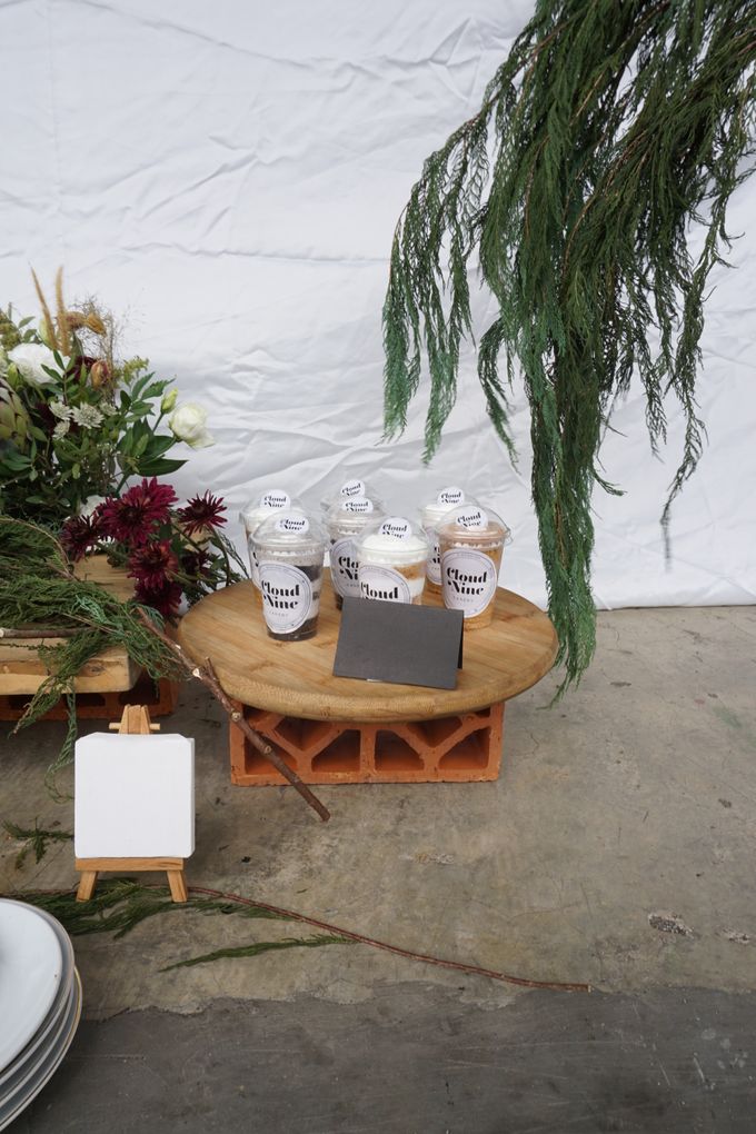 Rustic Dessert Table by Cloud Nine Cakery - 004 Rustic Dessert Table by Cloud Nine Cakery - 004