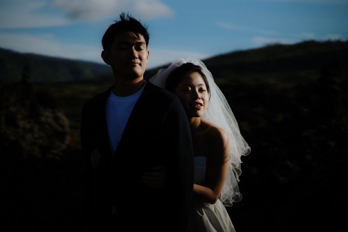 Prewedding of Hengky & Iris at Mount Batur Bali by Warna Project - 023