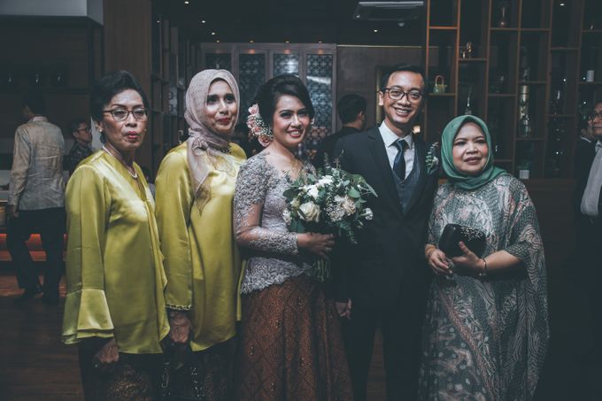 Resepsi Pernikahan Satria & Putri at Hotel Atlet Century by GoFotoVideo - 017 Resepsi Pernikahan Satria & Putri at Hotel Atlet Century by GoFotoVideo - 017