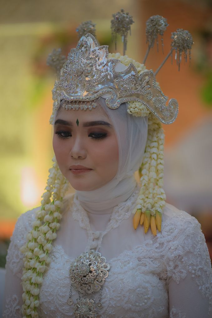 From wedding day Ginanjar and Irnameillasari by Bocahirenk Studio - 006