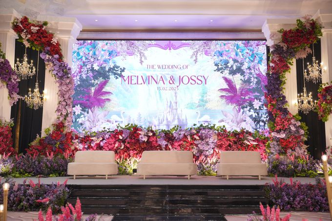 Jossy & Melvina Wedding At St Regis Jakarta by Fiori.Co - 017