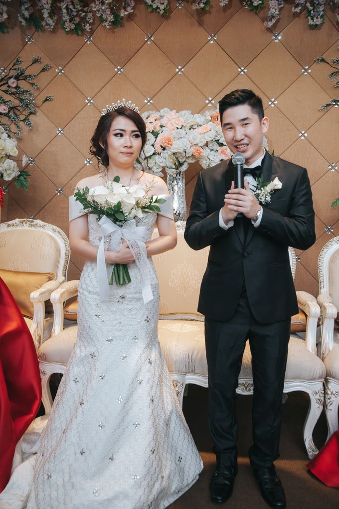 Resepsi dan Pemberkatan Irene & Adit at Central Resto by GoFotoVideo - 039 Resepsi dan Pemberkatan Irene & Adit at Central Resto by GoFotoVideo - 039
