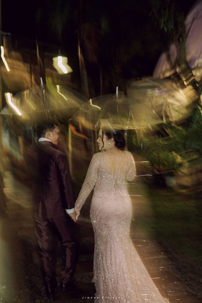 Chonnie & Asep's Intimate Garden Wedding by Pandora Wedding Planner - 026