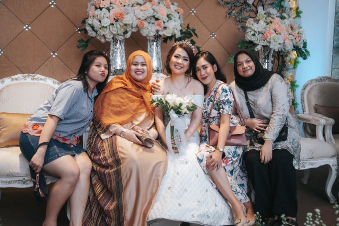 Resepsi dan Pemberkatan Irene & Adit at Central Resto by GoFotoVideo - 042 Resepsi dan Pemberkatan Irene & Adit at Central Resto by GoFotoVideo - 042