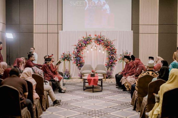 Mila Adhi Engagement And Akad Nikah by Chandira Wedding Organizer - 046 Mila Adhi Engagement And Akad Nikah by Chandira Wedding Organizer - 046