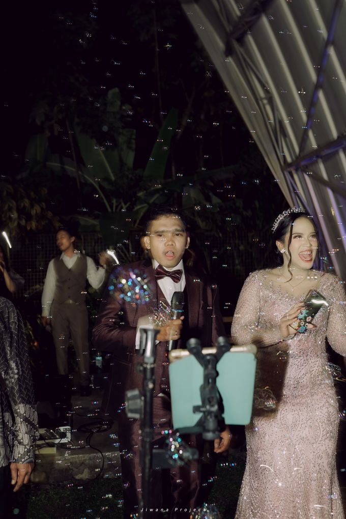 Chonnie & Asep's Intimate Garden Wedding by Pandora Wedding Planner - 029