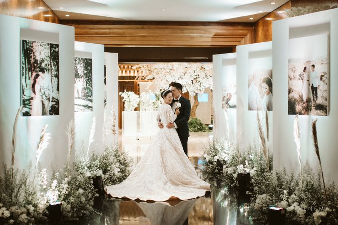 Clean and Elegant Wedding at Ayana MidPlaza by Priscilla Myrna - 006 Clean and Elegant Wedding at Ayana MidPlaza by Priscilla Myrna - 006