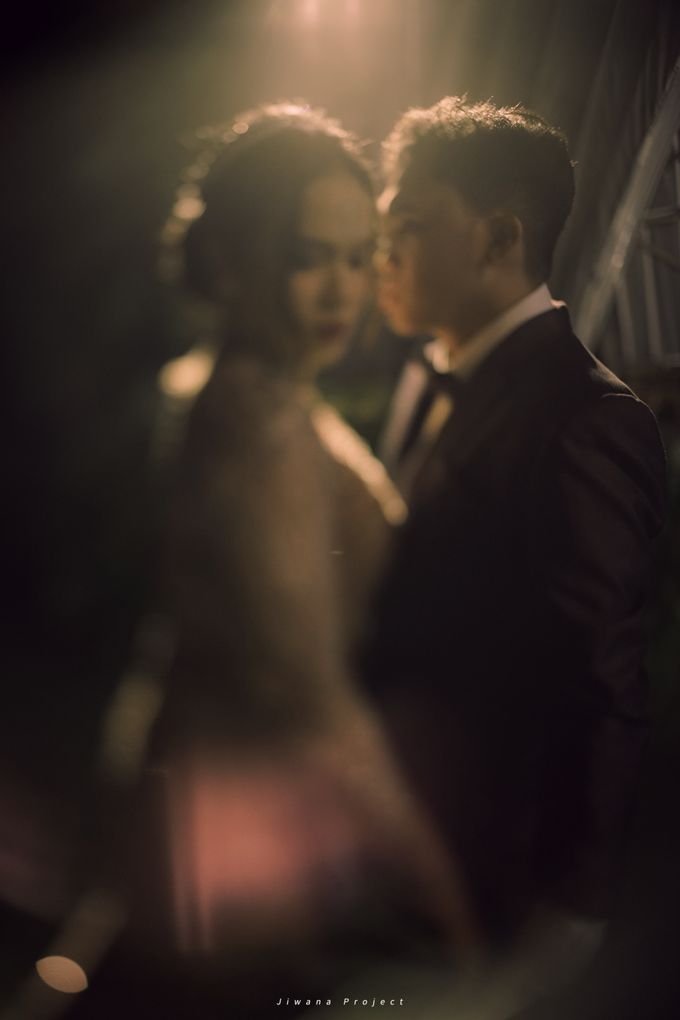 Chonnie & Asep's Intimate Garden Wedding by Pandora Wedding Planner - 013