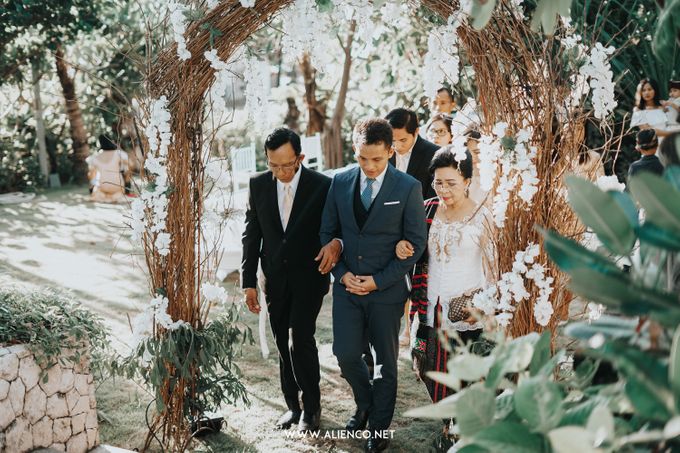 Bali Wedding Ellyana & Wahyu by alienco photography - 015