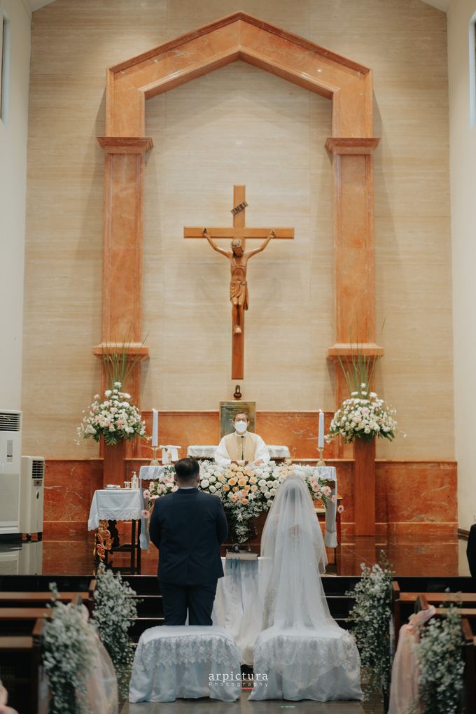 Holy Matrimony of Nungky & Jojo by Avinci wedding planner - 003 Holy Matrimony of Nungky & Jojo by Avinci wedding planner - 003