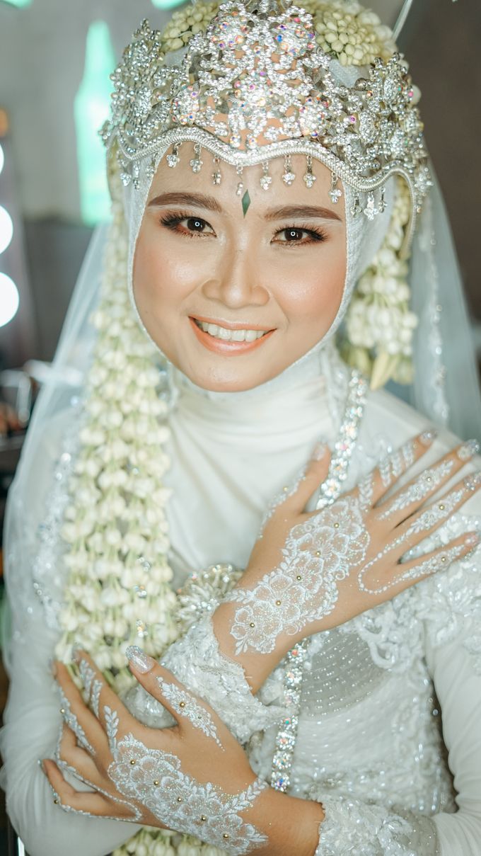 The Wedding Dita & Krisna by OkkyantamaPhoto - 007