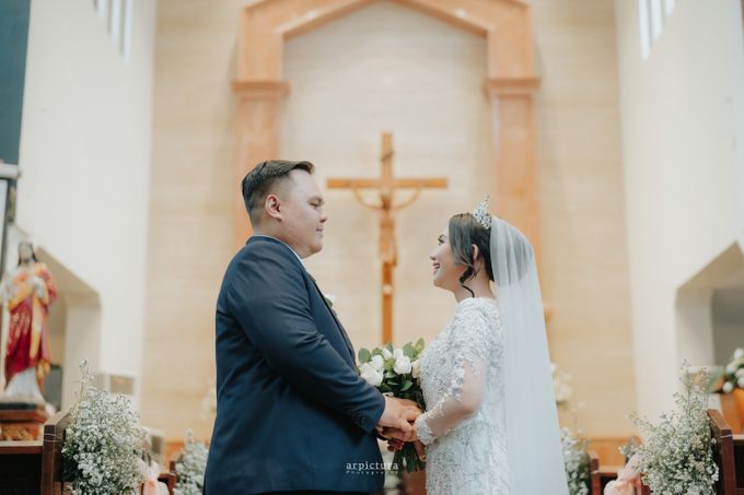 Holy Matrimony of Nungky & Jojo by Avinci wedding planner - 001 Holy Matrimony of Nungky & Jojo by Avinci wedding planner - 001