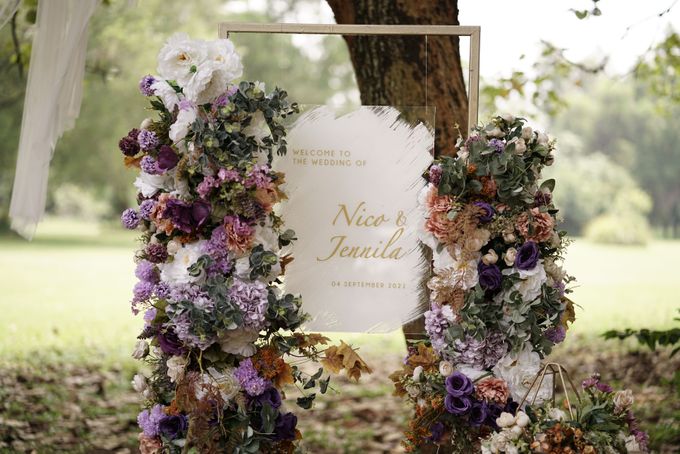 Nico & Jenilla Wedding At Hutan Km5 by Fiori.Co - 005 Nico & Jenilla Wedding At Hutan Km5 by Fiori.Co - 005