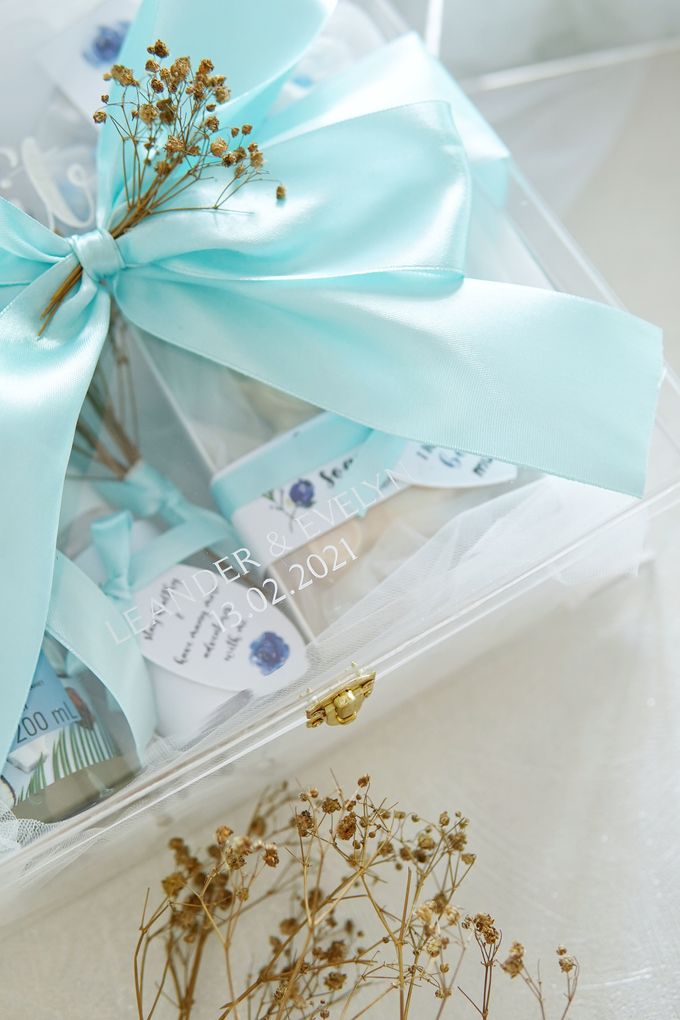 BRIDESMAID GIFT BOX by Jollene Gifts - 004 BRIDESMAID GIFT BOX by Jollene Gifts - 004