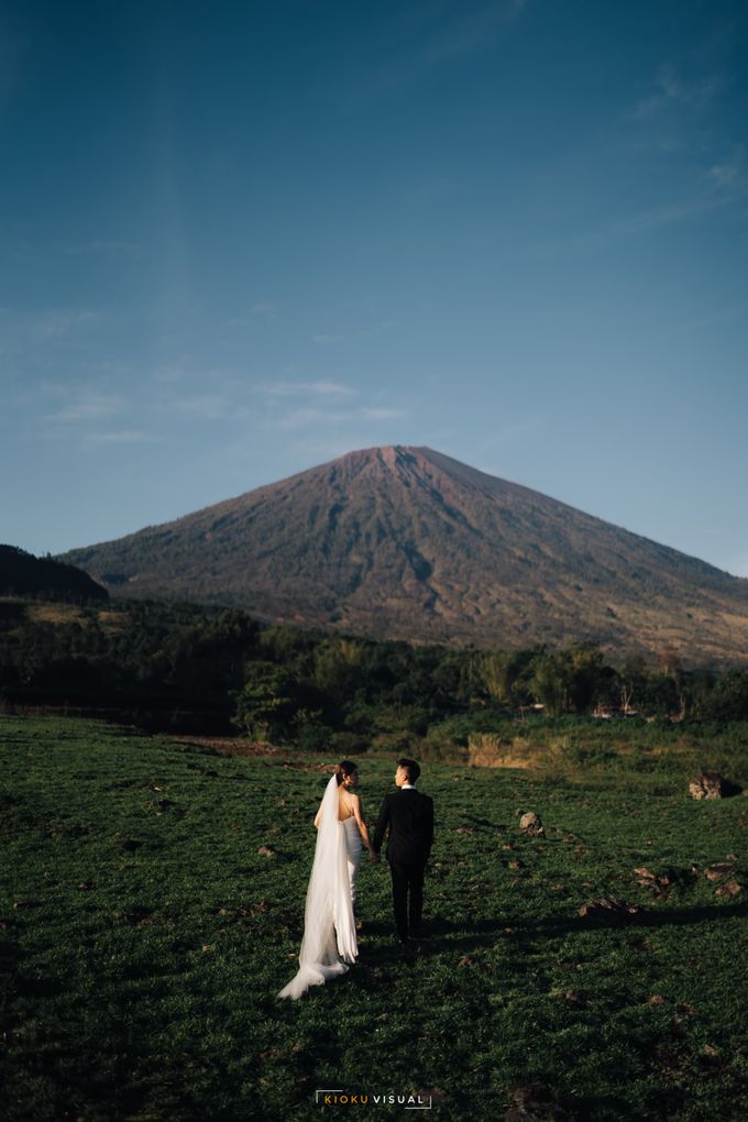 Rinjani Mountain View Couple Session of Brian & Gina by KIOKU VISUAL - 001 Rinjani Mountain View Couple Session of Brian & Gina by KIOKU VISUAL - 001