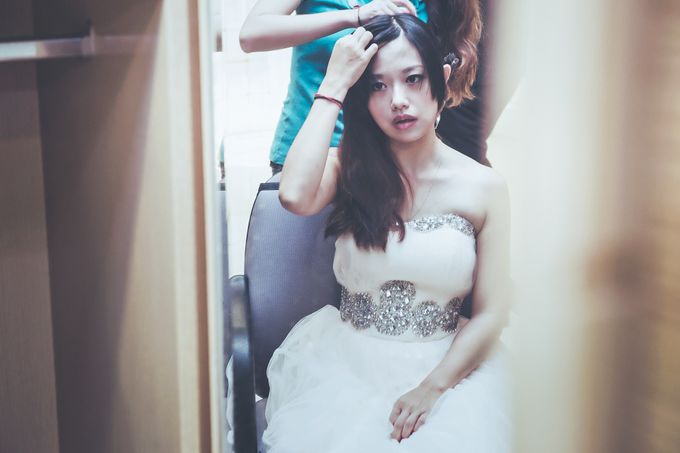 Wedding Preparation of Julianto & Zizi by: Gofotovideo by GoFotoVideo - 037 Wedding Preparation of Julianto & Zizi by: Gofotovideo by GoFotoVideo - 037