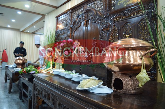 Wedding of Sarah & Janied by Sonokembang Catering - 004