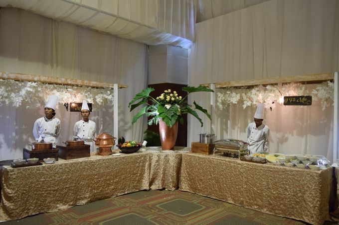 Wedding of Caroline & Ivan by Sonokembang Catering - 008