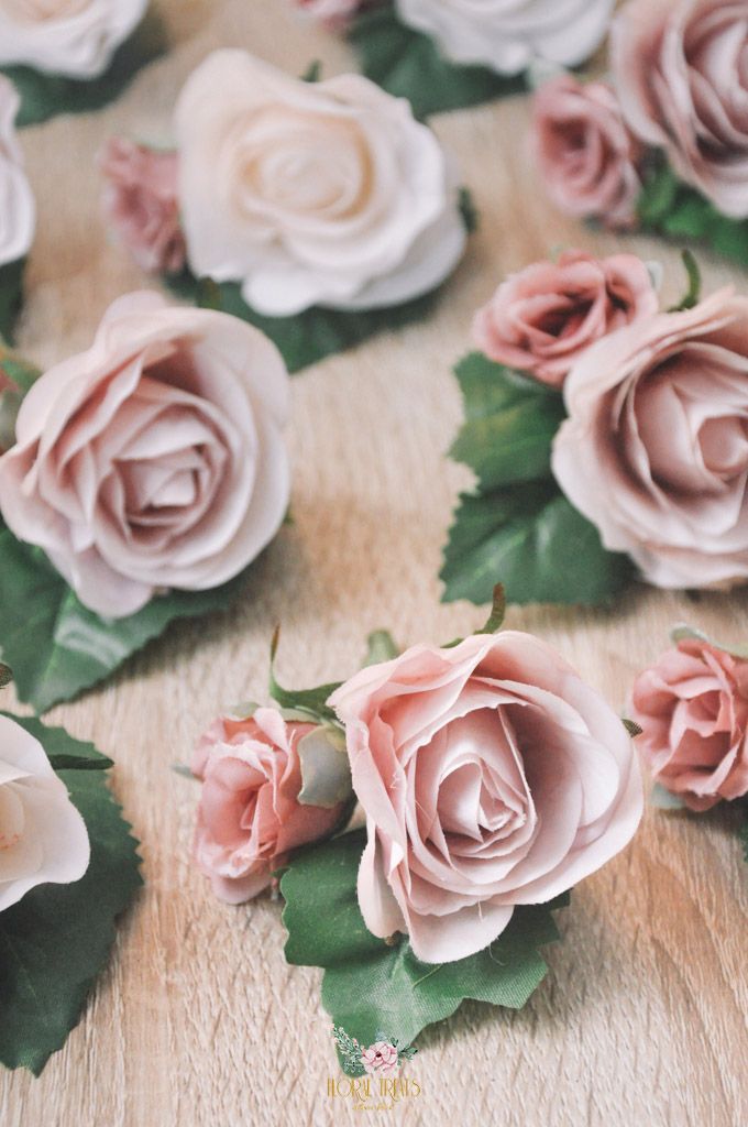 Corsages & Hand Corsages for Erdick Stephanie Wedding by Floral Treats - 016 Corsages & Hand Corsages for Erdick Stephanie Wedding by Floral Treats - 016