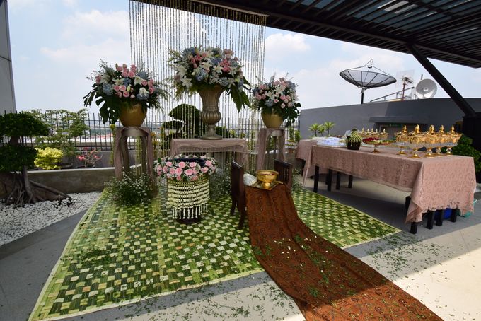 Ronda Skylounge by Arosa Hotel Jakarta - 001