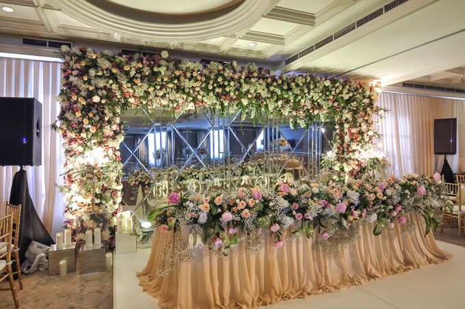 A WEDDING AT GRAND MAHAKAM by AIRY - 001 A WEDDING AT GRAND MAHAKAM by AIRY - 001