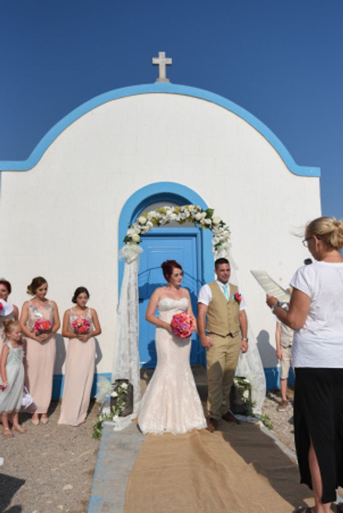 amazing wedding in Santorini by Christos Pap photography - 010 amazing wedding in Santorini by Christos Pap photography - 010
