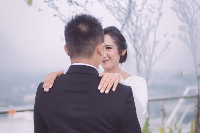 Intimate Wedding Of Tanti & Lion by Weddingscape - 017 Intimate Wedding Of Tanti & Lion by Weddingscape - 017