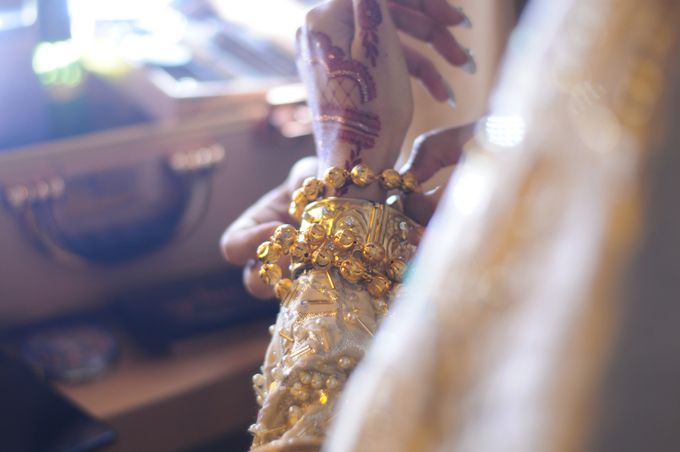 From The Traditional West Sumatra Wedding of Irsyad & Shella by Khayim Beshafa One Stop Wedding - 006 From The Traditional West Sumatra Wedding of Irsyad & Shella by Khayim Beshafa One Stop Wedding - 006