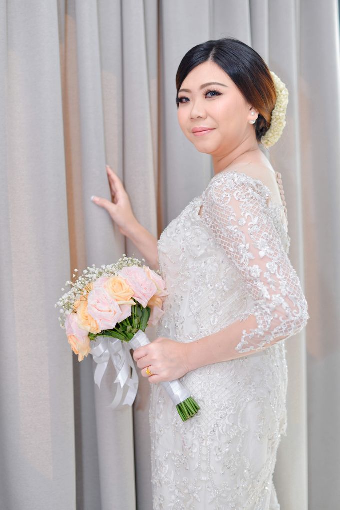The Wedding Day Of Dhony & Marlena ❤️ by Favor Brides - 018 The Wedding Day Of Dhony & Marlena ❤️ by Favor Brides - 018