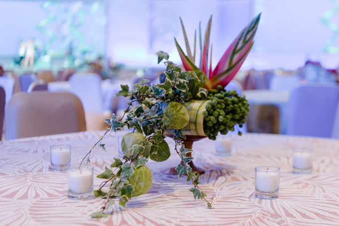 Balinese Floral Centrepieces by Make A Scene! Bali - 002 Balinese Floral Centrepieces by Make A Scene! Bali - 002