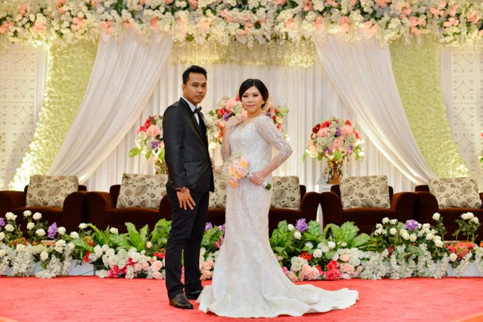 The Wedding Day Of Dhony & Marlena ❤️ by Favor Brides - 013 The Wedding Day Of Dhony & Marlena ❤️ by Favor Brides - 013