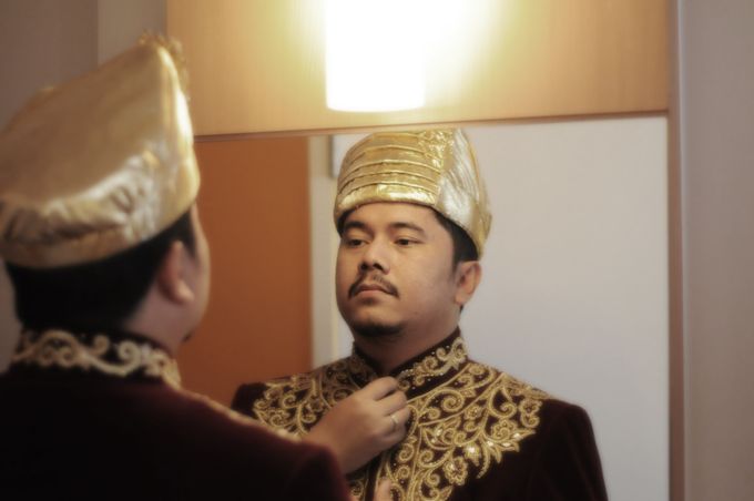 From The Traditional West Sumatra Wedding of Irsyad & Shella by Khayim Beshafa One Stop Wedding - 019 From The Traditional West Sumatra Wedding of Irsyad & Shella by Khayim Beshafa One Stop Wedding - 019