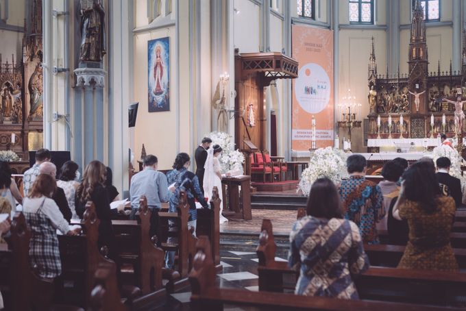 Intimate Wedding of Jennifer & Aufar by Weddingscape - 034 Intimate Wedding of Jennifer & Aufar by Weddingscape - 034