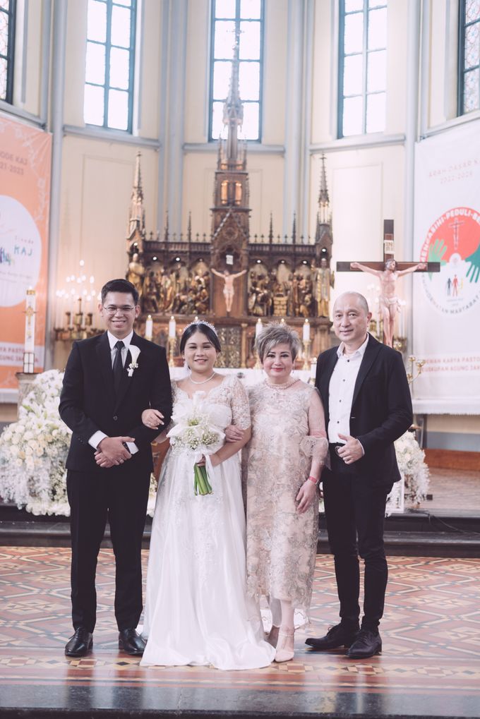 Intimate Wedding of Jennifer & Aufar by Weddingscape - 040 Intimate Wedding of Jennifer & Aufar by Weddingscape - 040
