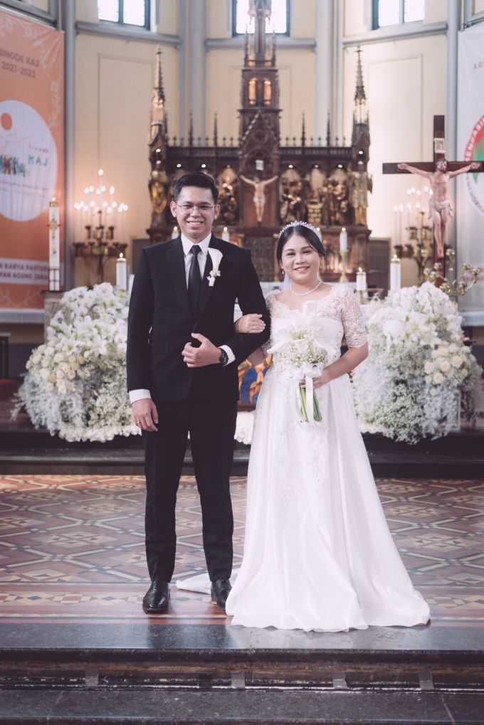 Intimate Wedding of Jennifer & Aufar by Weddingscape - 042 Intimate Wedding of Jennifer & Aufar by Weddingscape - 042