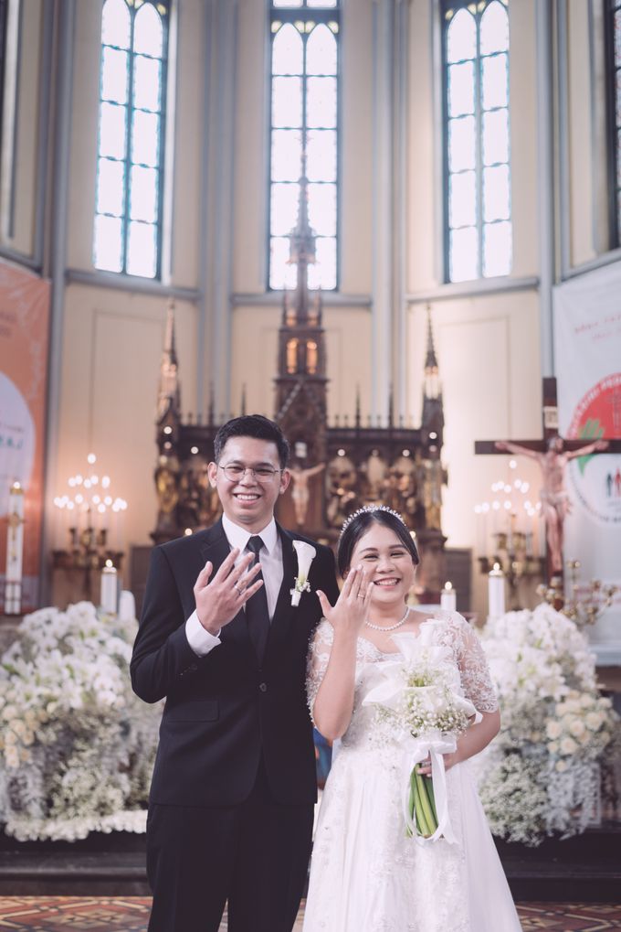 Intimate Wedding of Jennifer & Aufar by Weddingscape - 043