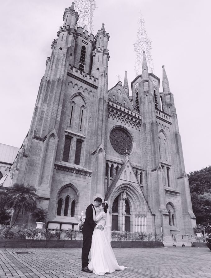 Intimate Wedding of Jennifer & Aufar by Weddingscape - 050 Intimate Wedding of Jennifer & Aufar by Weddingscape - 050
