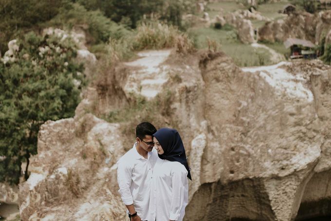 shyla & wildan couple session by akar photography - 011