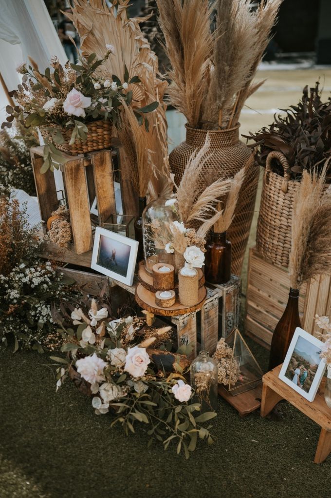 Steffy and Temi Wedding Decoration by Fuchsia Bali by KAMAYA BALI - 009 Steffy and Temi Wedding Decoration by Fuchsia Bali by KAMAYA BALI - 009