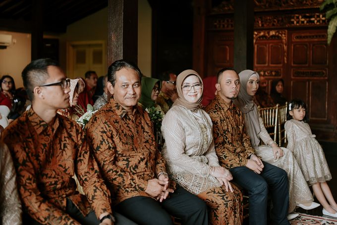 dhita & harsen's engagement by akar photography - 008 dhita & harsen's engagement by akar photography - 008