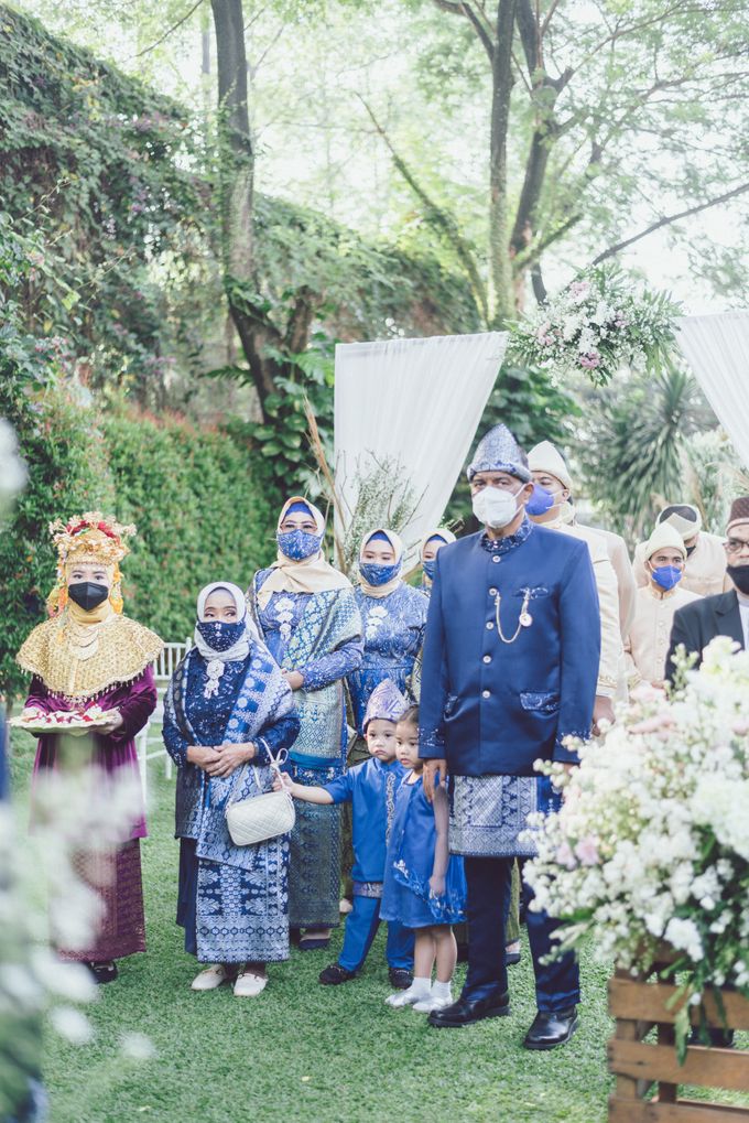 Intimate Wedding Marlin & Damar by Weddingscape - 020 Intimate Wedding Marlin & Damar by Weddingscape - 020
